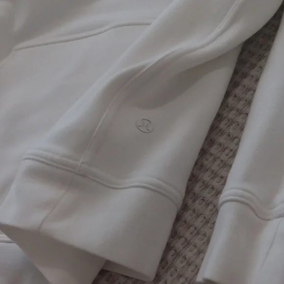 lululemon athletica Cream Hoodie - Picture 10 of 15